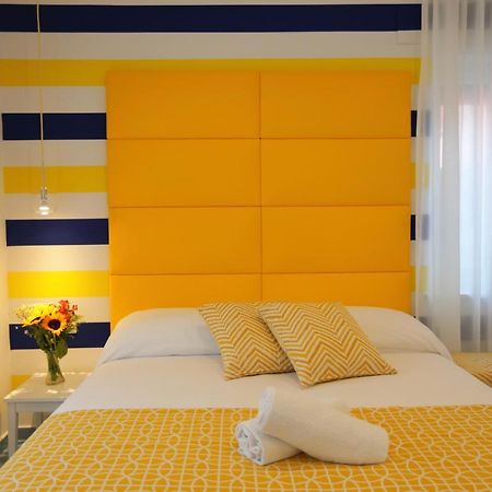 Domus Meta Bed & Breakfast エクステリア 写真